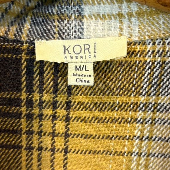Kori America Flannal Plaid Golden Mustard and Brown Poncho Size M/L - Picture 4 of 7